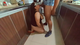 Latina Madura É Fodida Na Cozinha Por Trás