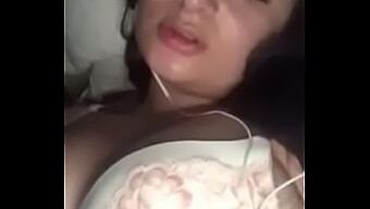 Adolescenta De 18 Ani Devine Obraznică Cu Futai Pov În Pizdă