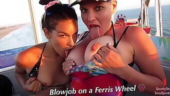 Regardez Cette Milf Amateur Et Cette Adolescente Faire Une Double Fellation Risquée Sur Une Roue De Ferris