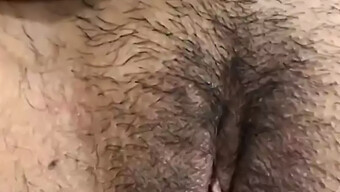 Asian Girl'S Tight Pussy Gets Fingered And Sucked