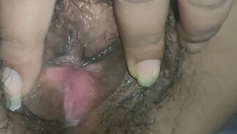 Indian Girl Masturbates And Urinates In A Steamy Video