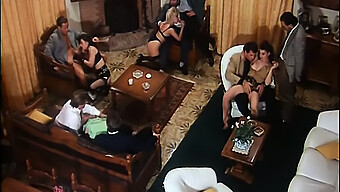 Klasični Američki Porno: Oralni I Grupni Seks Na Svom Najboljem